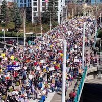 Springsteen concert in Minnesota leads 'No Kings' rallies across US