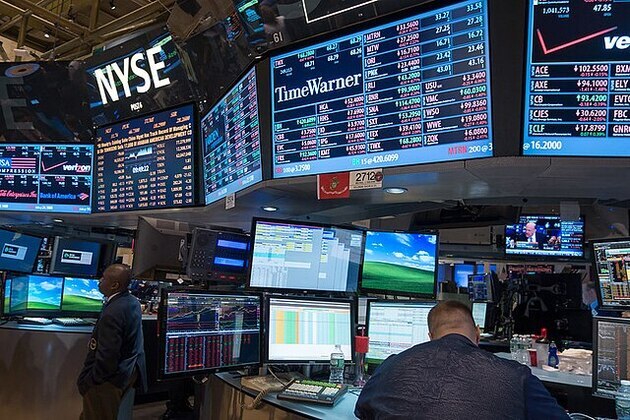 Morgan Stanley cuts global equities, boosts US bonds, cash